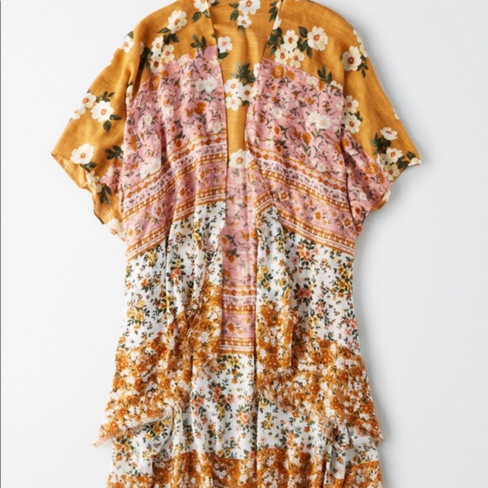 AE FLORAL PATCHWORK MIDI KIMONO